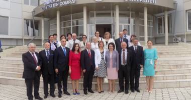 Stire din Cultură-Educație : O delegație a Universității "Andrei Șaguna", prezentă în Comrat