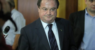 Stire din Politică-Administrație : O delegație PDL condusă de Vasile Blaga participă la Congresul PPE