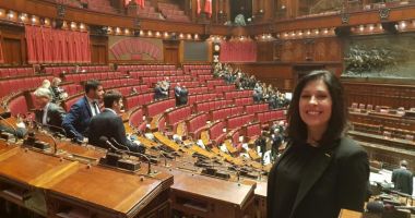 Stire din Actualitate : O deputată a partidului antisistem M5S din Italia,  bătută într-o parcare