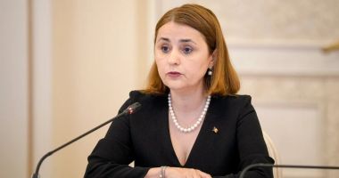 Stire din Politică-Administrație : Luminiţa Odobescu: "Spaţiul Schengen va fi mai puternic când România va fi membru cu drepturi depline"