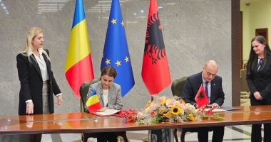 Stire din Politică-Administrație : Luminiţa Odobescu a evocat, la Tirana, importanţa menţinerii identităţii etnice a aromânilor din Albania