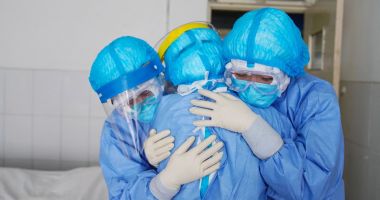 Stire din Social : O femeie de 38 de ani, ucisă de infecția cu coronavirus, la Constanța
