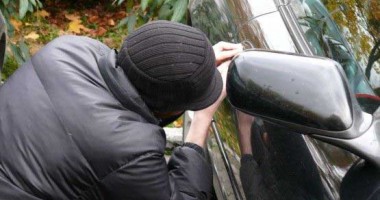 Oglinzile retrovizoare,  ținta hoților din Constanța