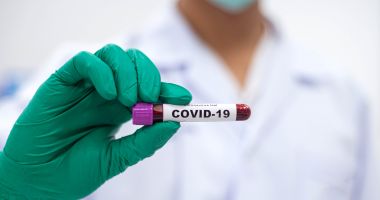 Stire din Actualitate : Autoritățile caută un bărbat misterios care are o variantă complet nouă de Covid: virusul stă foarte mult timp în organism