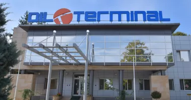 Negocieri tensionate la compania Oil Terminal. Greva generală, amânată cu 30 de zile