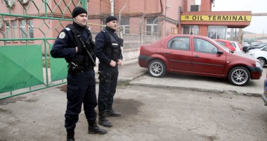 Stire din Eveniment : Tunuri de 20 de milioane de euro la Constanța