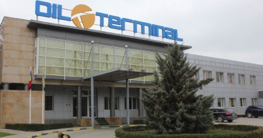 Stire din Economie : Oil Terminal, în pragul dezastrului: "Se urmărește falimentarea"