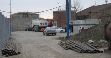 Justiția obligă "Oil Terminal" să vândă 9 rezervoare petroliere - 2