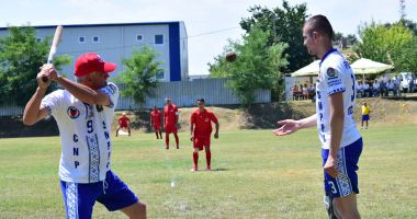 Stire din Sport : Bună șansă de promovare a oinei în Marea Britanie. "Am rămas surprinși!"