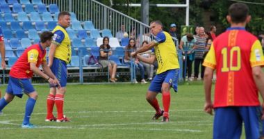 Stire din Sport : Start al Cupei României la oină. Hai, Frontiera Tomis!