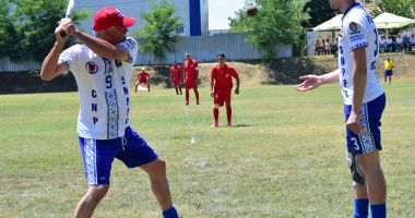 Stire din Sport : Oina se întoarce acasă. Discuții pentru organizarea Cupei României la Mangalia