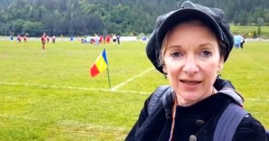 Stire din Sport : Jurnalistă de la BBC, reportaj despre oina românească