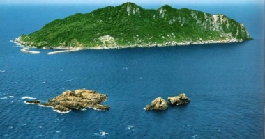 Stire din Actualitate : Insula Okinoshima, înscrisă în Patrimoniul Mondial UNESCO