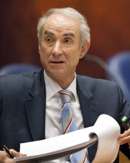 Stire din Actualitate : Olanda reacționează la "zarzavaturile lui Băsescu"