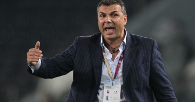 Cosmin Olăroiu, recompensat regește de șeicii lui Al Ain