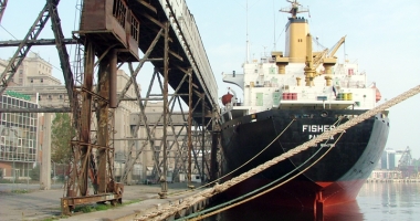 Stire din Economie : O lovitură pentru corupția din porturile maritime