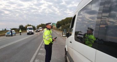 Un șofer s-a aruncat în râul Olt ca să scape de polițiști