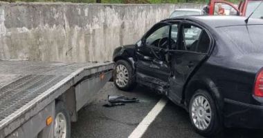 Polițist accidentat în timp ce efectua cercetări la un alt eveniment rutier