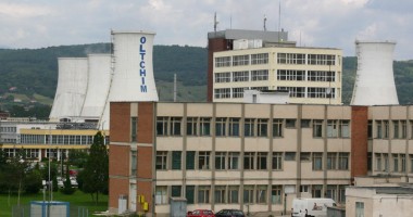Cât a dat compania PCC pentru acțiunile Oltchim