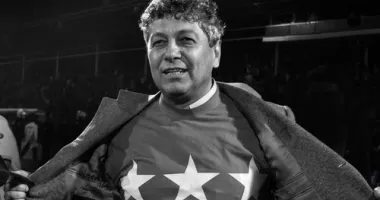 Stire din Sport : Arena Națională deschide porțile pentru Mircea Lucescu. Fanii îi pot aduce un ultim omagiu