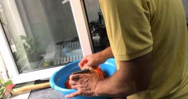 O masă caldă pentru sărmanii din Constanța - 3