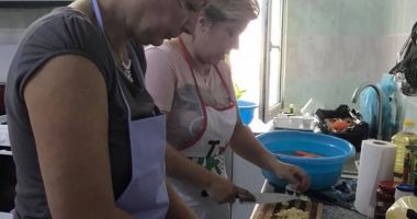 Stire din Social : O masă caldă pentru sărmanii din Constanța
