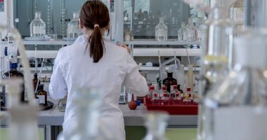 Stire din Actualitate : OMS. "Ucraina să distrugă agenții patogeni din laboratoare, pentru a preveni răspândirea bolilor"