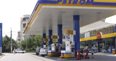 Stire din Economie : OMV Petrom alocă 1,745 miliarde lei pentru dividende