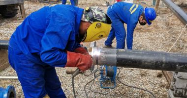 Stire din Economie : OMV Petrom face externalizări de servicii