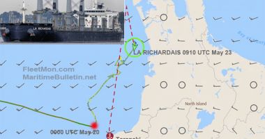 O navă a rămas în derivă în Pacificul de Sud