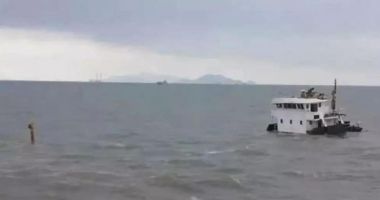 Stire din Economie : O navă chinezească s-a scufundat în urma unei coliziuni
