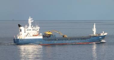 Stire din Economie : O navă cu pietriș a eșuat în Marea Nordului
