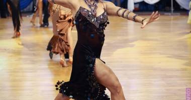 Stire din Sport : Dans sportiv: România participă cu două perechi de dansatori la CM de la Riga