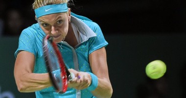 Stire din Sport : Tenis / Petra Kvitova a învins-o pe Șarapova la Singapore