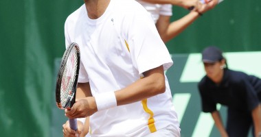 Stire din Sport : Tenis: Tecău și Rojer, calificați în semifinalele probei de dublu de la Valencia