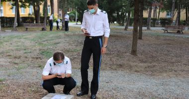 O oră „altfel”, în pandemie, la Colegiul Naţional Militar „Alexandru Ioan Cuza” - 2