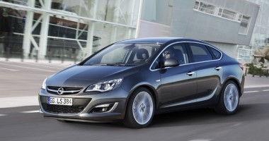 "Porți deschise între 22 - 27 octombrie la Rădăcini Motors Constanța". Este prezentată noua gamă Opel Astra! - 2