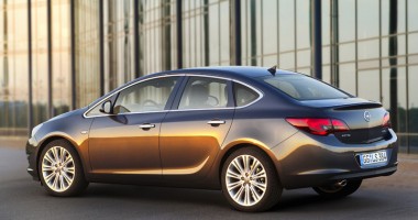 "Porți deschise între 22 - 27 octombrie la Rădăcini Motors Constanța". Este prezentată noua gamă Opel Astra! - 4