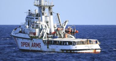 Cinci state vor primi migranții de pe Open Arms / România nu se află printre ele