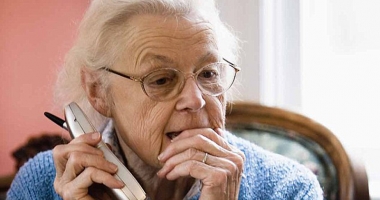 Stire din Eveniment : O pensionară din Constanța și-a pierdut agoniseala de-o viață după ce a fost înșelată