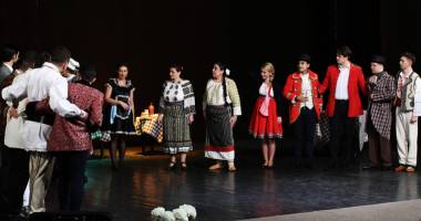 Opereta românească "Lăsați-mă să cânt!". Un spectacol extraordinar cu tineri talentați și ambițioși! - 3