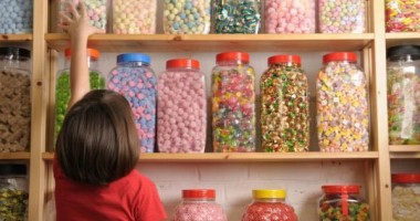 Stire din Diverse : O porție mică de dulciuri pe zi, recomandată tuturor copiilor