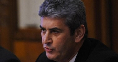 Stire din Politică-Administrație : "Poate am trădat anumite interese de partid, nu am trădat România"