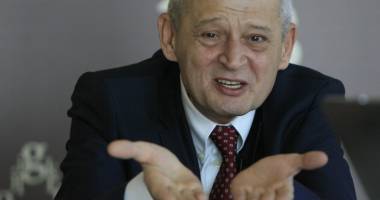Stire din Politică-Administrație : ZI DECISIVĂ PENTRU SORIN OPRESCU