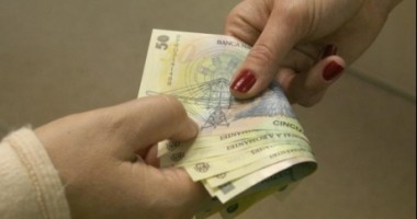 Stire din Eveniment : Incredibil! Profesoara de la Medgidia a luat mită de la alți 15 elevi