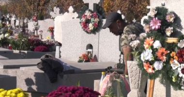 Stire din Actualitate : Înmormântările de weekend, la suprapreț în Oradea. Oamenii plătesc până la 3.000 de lei în plus
