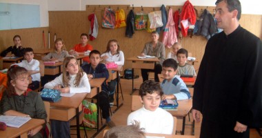 Stire din Cultură-Educație : Scoaterea Religiei din școală: păcat sau virtute?