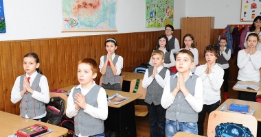 SCANDALUL PRIVIND RELIGIA ÎN ȘCOLI / Intervine Patriarhia!