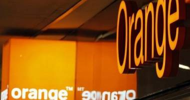 Stire din Tehnologie : ORANGE SCHIMBĂ ABONAMENTELE