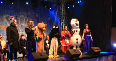 VEȘTI BUNE! SE DESCHIDE PATINOARUL DIN ORĂȘELUL COPIILOR - 4